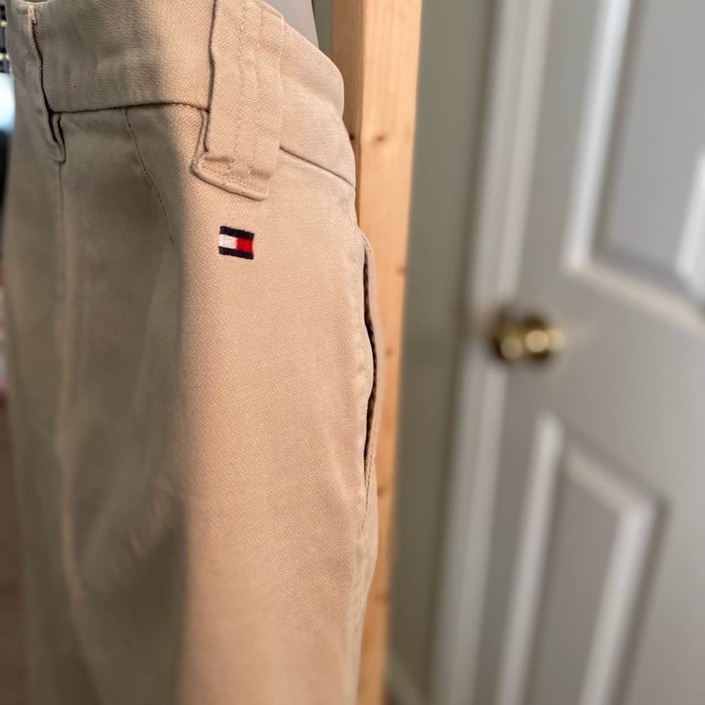 Tommy Hilfiger - Woman’s khaki color stretch crop pants, Size: 6 - Picture 7 of 9
